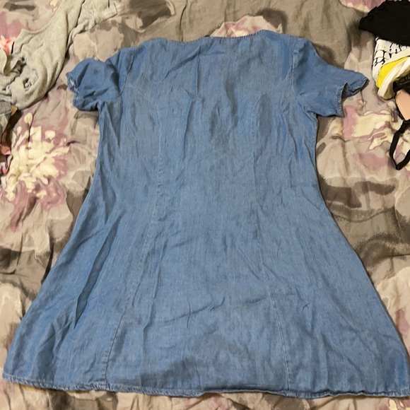 H&M denim dress - Picture 2 of 3